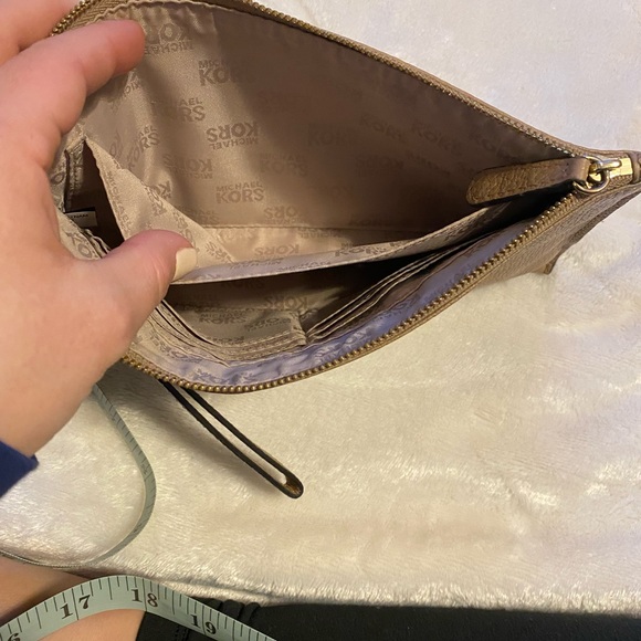 Michael Kors Wrislet - Picture 4 of 6